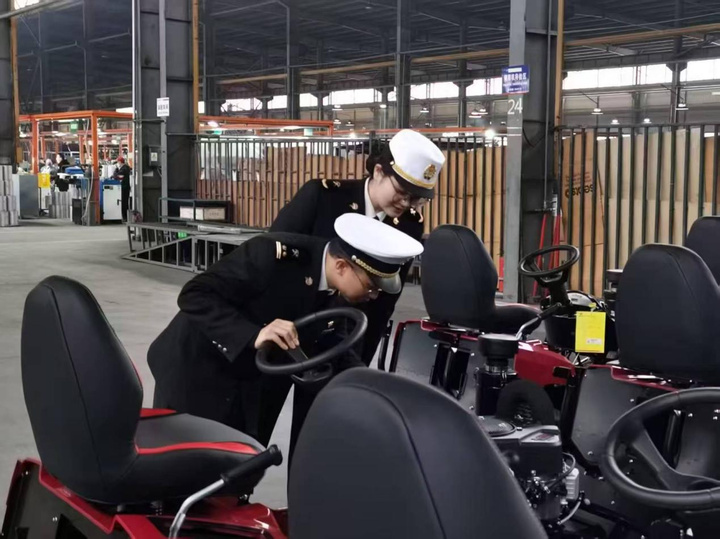 精耕赛道、智拓全球，2025年江苏民营企业进出口破2.65万亿元_fororder_DvQTvCelIFq20mK5kK3Tai6n