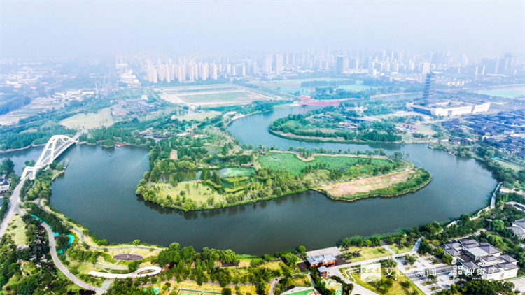 扬州：运河三湾风景区绿意浓