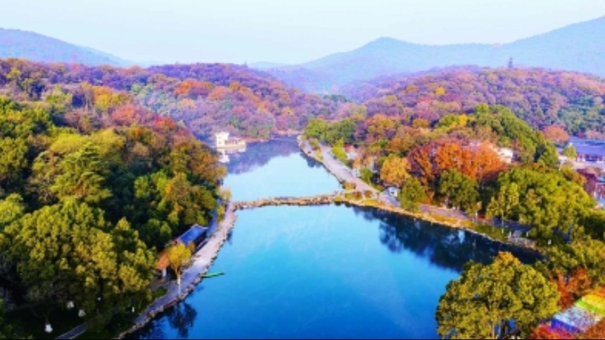 南京珍珠泉景区秋意浓