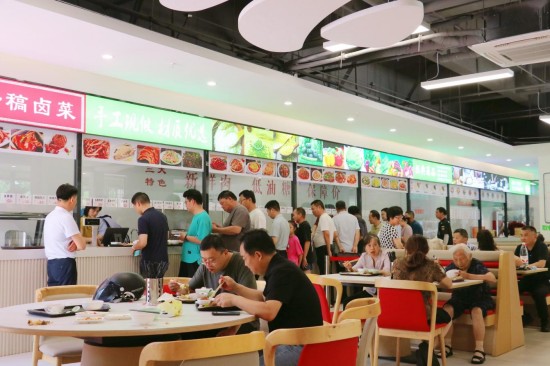 家门口享“健康美味”!苏高新健康社区食堂暖心开业