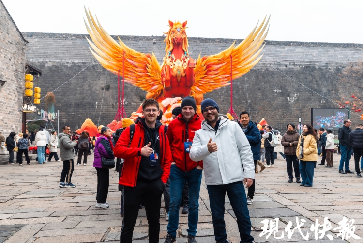 500人入境大团打卡南京“文化破壁”之旅，入境游市场量质齐升_fororder_20260127_093324_000