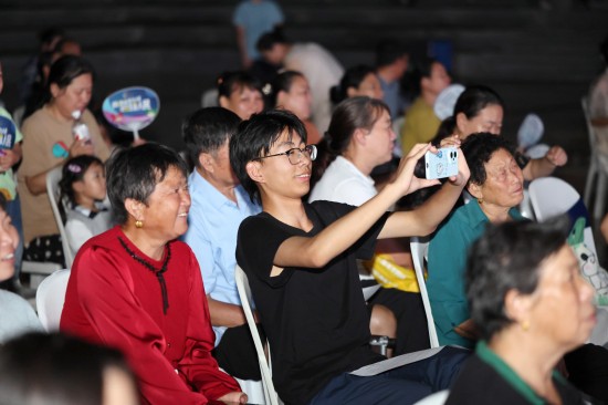 逛夜市、看节目、赢奖品、学知识…… 淮安洪泽双周活动共筑数字安全屏障_fororder_图片 6