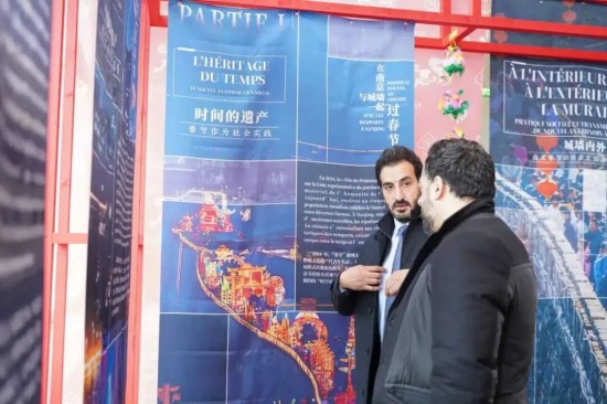 阿南亮相联合国教科文总部_fororder_640 (1)