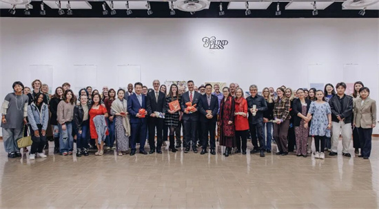 以艺通心——中美艺术作品展在艾比林基督大学圆满启幕_fororder_640 (2)