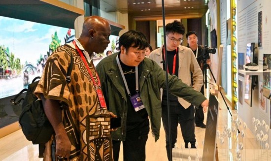 2025世界互联网大会聚焦文化遗产数字化 南京大报恩寺琉璃塔数字成果引全球关注_fororder_图片 3