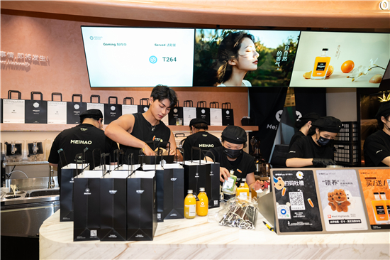 茶饮赛道再添“破局者” 南京首家“香气果汁”品牌“好莓好”正式亮相 茶饮赛道再添“破局者” 南京首家“香气果汁”品牌“好莓好”正式亮相_fororder_图片2