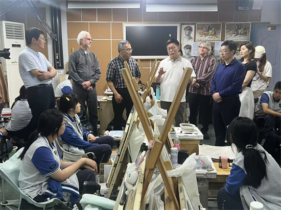 “以艺通心” 笔墨无界 一场扎根当下的文明对话_fororder_微信图片_2025-06-30_102459_093