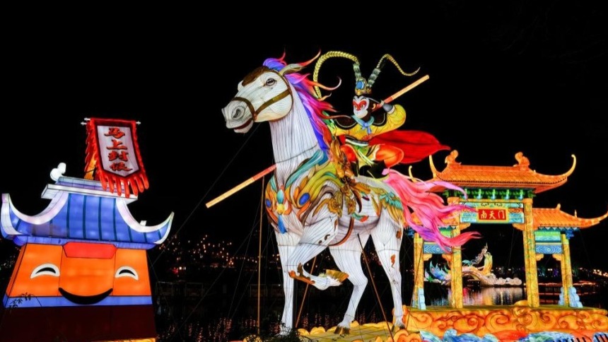 江苏南京：秦淮灯会璀璨夜