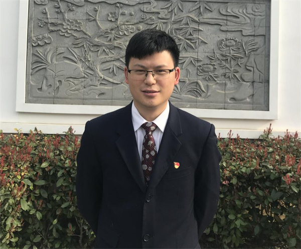 东航江苏公司签派带班主任陆志伟：织密云端安全网_fororder_1