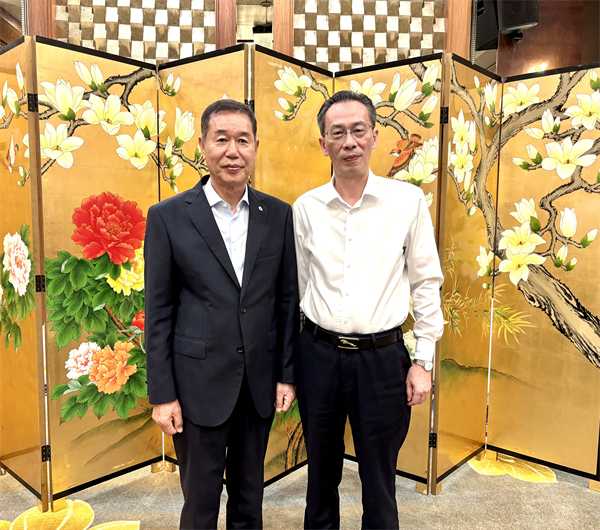 钱文华副会长会见韩中文化协会济州特别自治道分会会长金桔徹_fororder_8