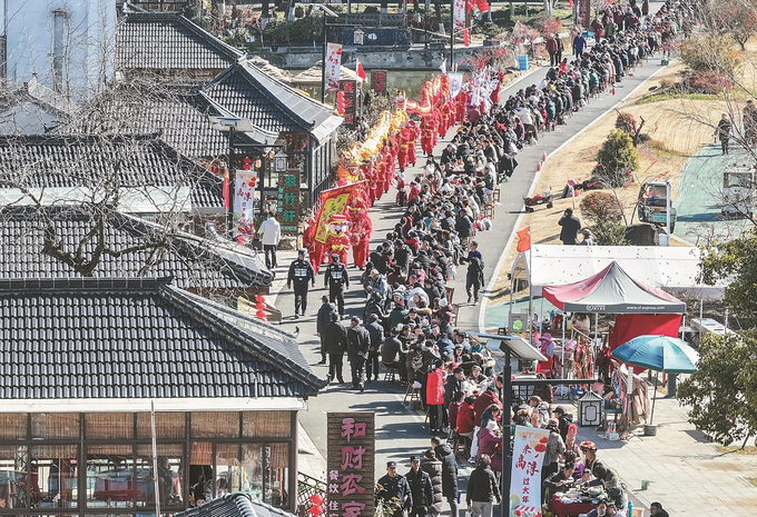 5000游客共享高淳长街宴_fororder_80773456-0c89-4311-b1e7-d49e7c8b7386