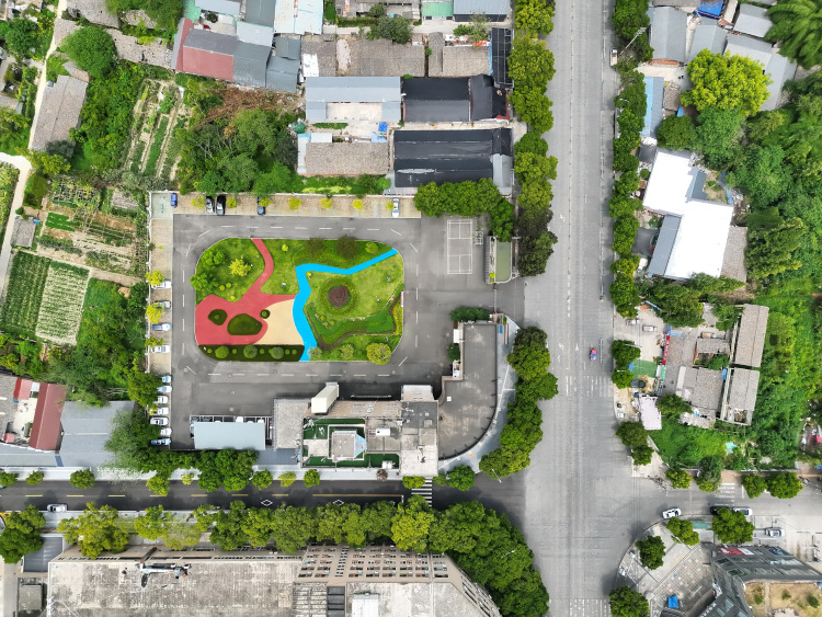 生态环境“含绿量”提升发展“含金量” 眉山市东坡区召开生态环境保护新闻发布会_fororder_低空哨兵系统正在实施全天候污染源巡查-供图-东坡生态环境局
