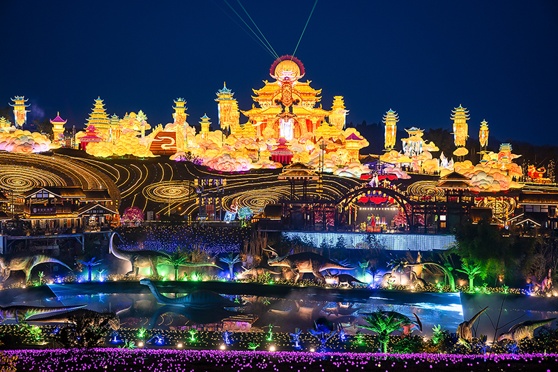 自贡灯会点亮非遗新春 共贺欢乐中国年