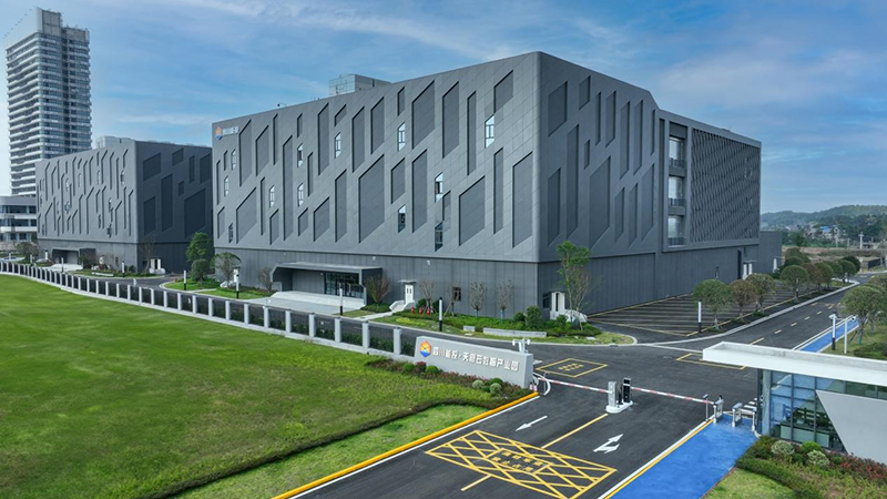 量质齐升 “工业强市”挺起简阳经济“脊梁”