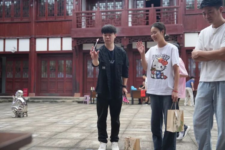 穿越古今觅良缘！自贡高新区七夕主题活动浪漫上演