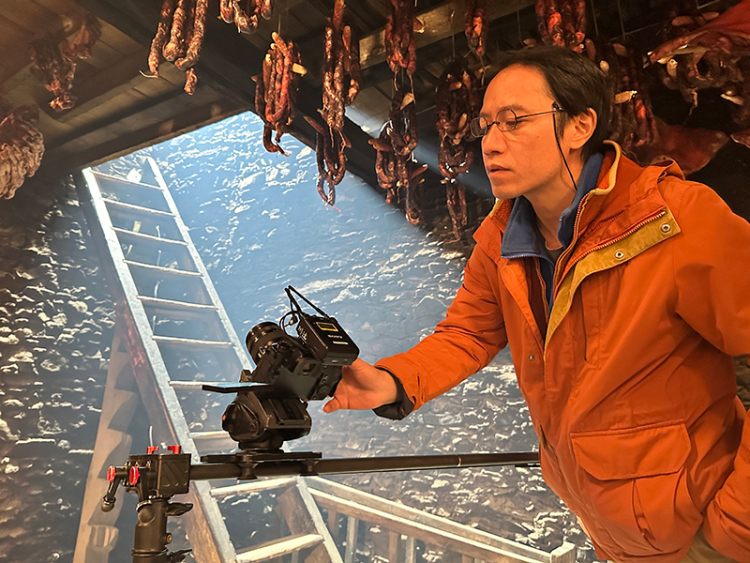 《爱在阿坝》导演饶堃：匠心打造文旅微短剧新样本_fororder_导演饶堃