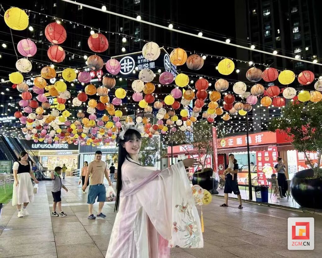 餐饮上座率、商务酒店入住率超90%！自贡高新区国庆假日消费市场“热”力全开