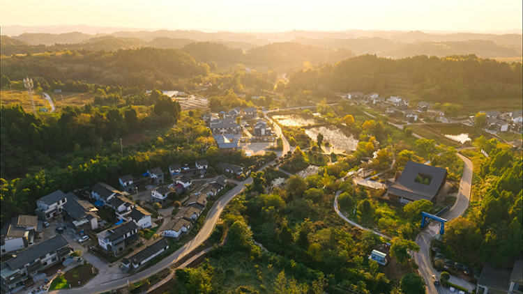 上新 简阳乡村旅游消费新场景等你来打卡_fororder_简阳市荷桥村