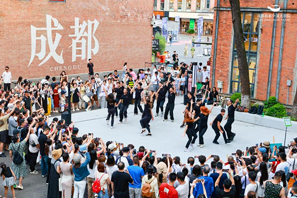 意大利殿堂级音乐剧《神曲》成都站首演 在烟火成都邂逅跨越时空的艺术史诗_fororder_图片-2