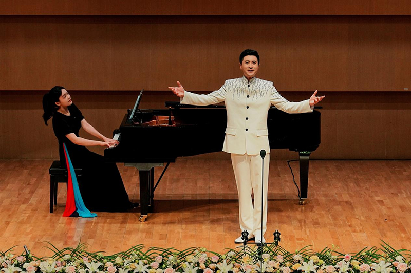四川民歌随想曲音乐会成都首秀