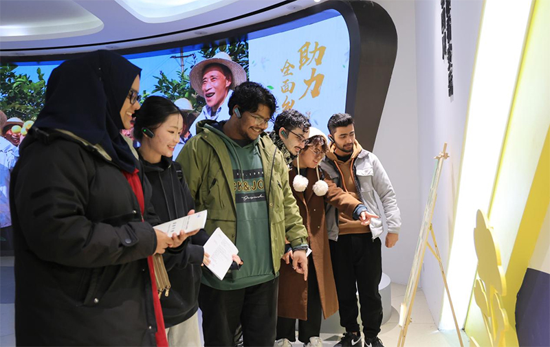 感知天府——在川留学生走进资阳活动举行