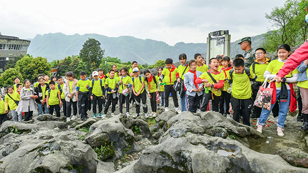 助力5A景区创建 宜宾‌兴文石海打造地质旅游新标杆‌_fororder_地质科普研学-供图-宜宾市文化旅游会展集团
