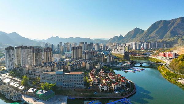 “享玩水 趣罗甸”首届玩水节系列活动发布暨文旅招商推介会在成都举行_fororder_图片-2