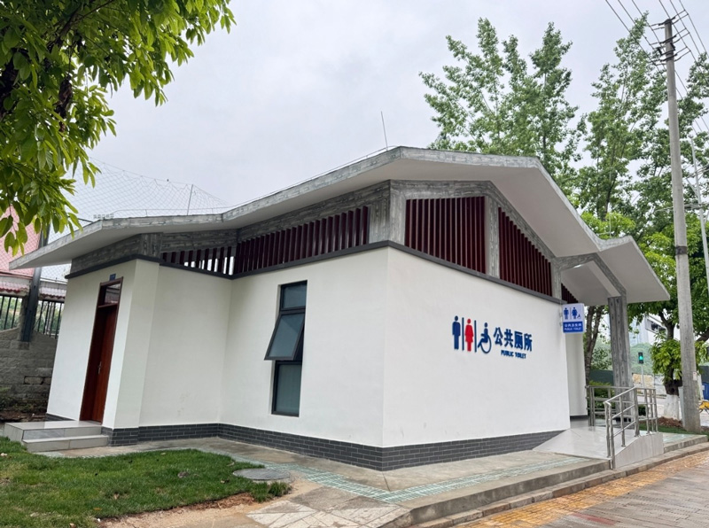 资阳雁江城东新区“微更新”绘就民生幸福图景_fororder_马鞍学校（东区）公厕