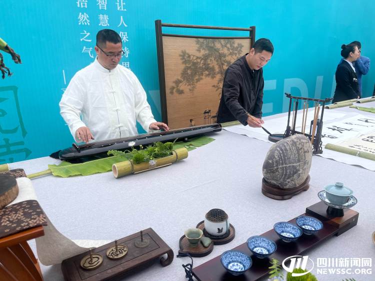 揭晓特色阅读空间 泸州市暨合江县2025年全民阅读大会举行