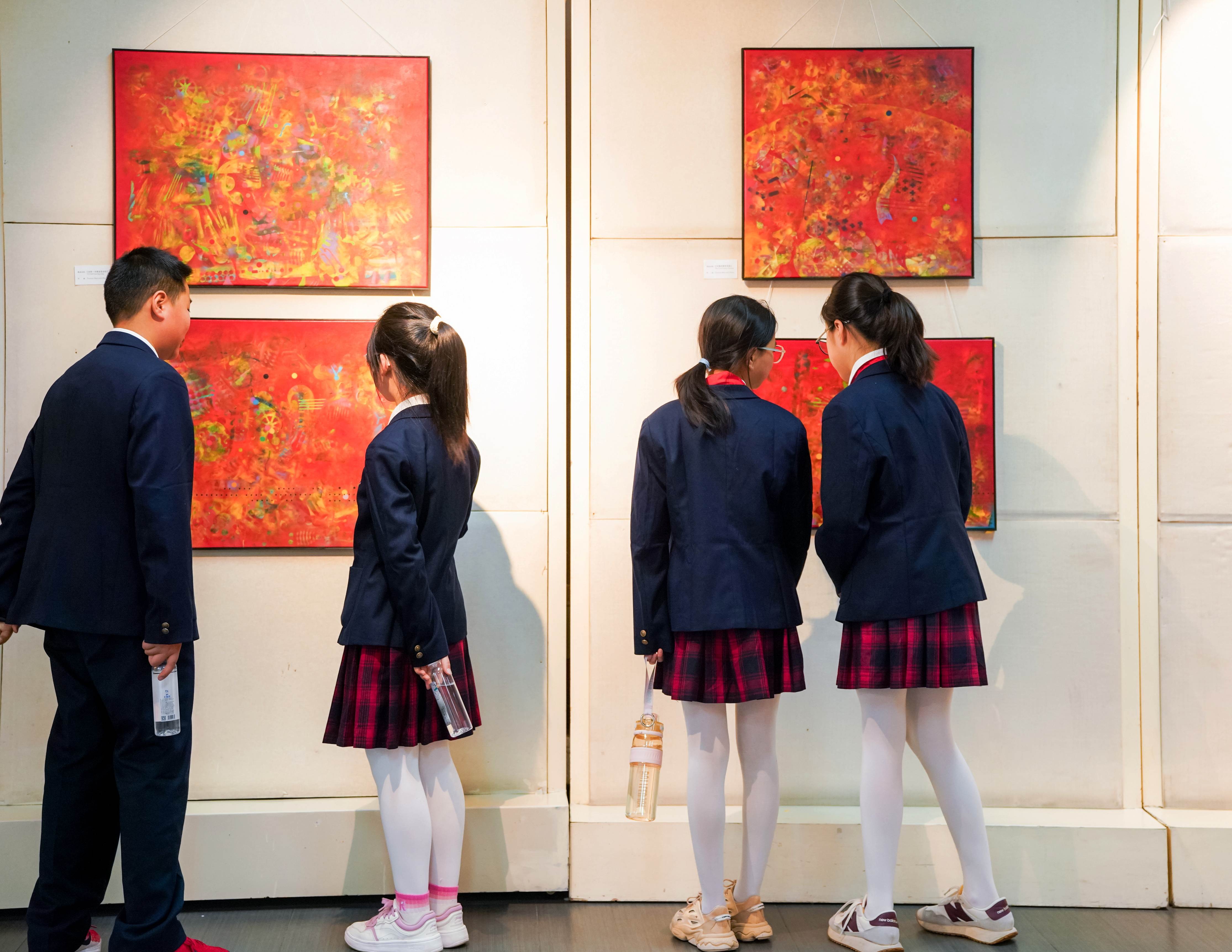 持续至5月14日 匈牙利著名艺术家图兹松·贝采利·彼得喊你看展啦
