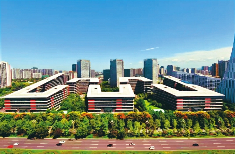 成都启动“立园满园”行动 吹响产业园区高质量建设“号角”