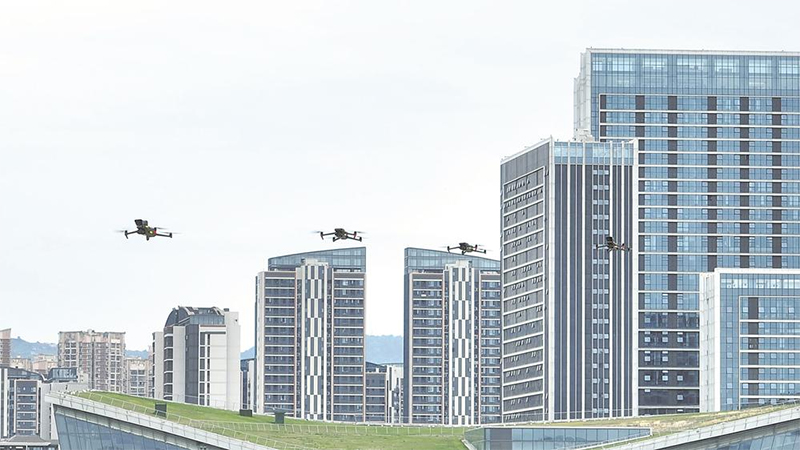 空中出警 成都公安“空中110”上线_fororder_未标题-2