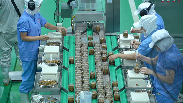 百年工艺飘香 资阳雁江古法榨菜端上国际餐桌_fororder_图片-4