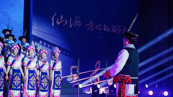 绵阳仙海举行首届合唱比赛 千人唱响劳动赞歌_fororder_mmexportccb19029a9ccb2e987e816acf6079fd1_1745483587263