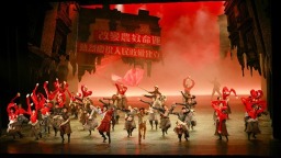 “艺心向党”舞动蓉城 北京舞蹈学院成都演出周在高新中演大剧院圆满落幕