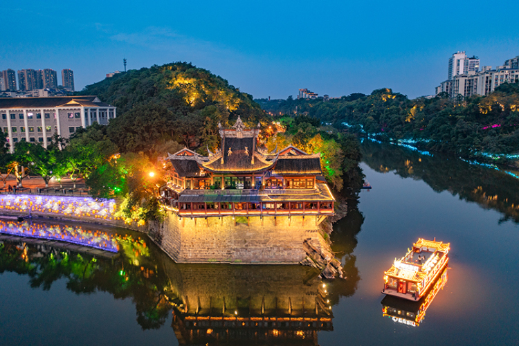 “盐都遗韵”叶卫东镜头里的自贡古建筑与历史记忆_fororder_7夜色王爷庙（摄影-叶卫东）