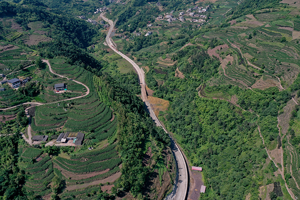 G246宜宾筠连县城绕城公路预计9月底通车_fororder_G246筠连县城绕城公路-供图-筠连县融媒体中心