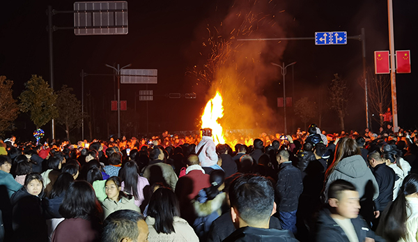 宜宾翠屏区:白花镇和美乡村文化活动为群众幸福加码