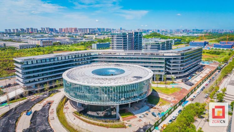 自贡高新区南岸之芯建设提速 二期总体已完成约80%