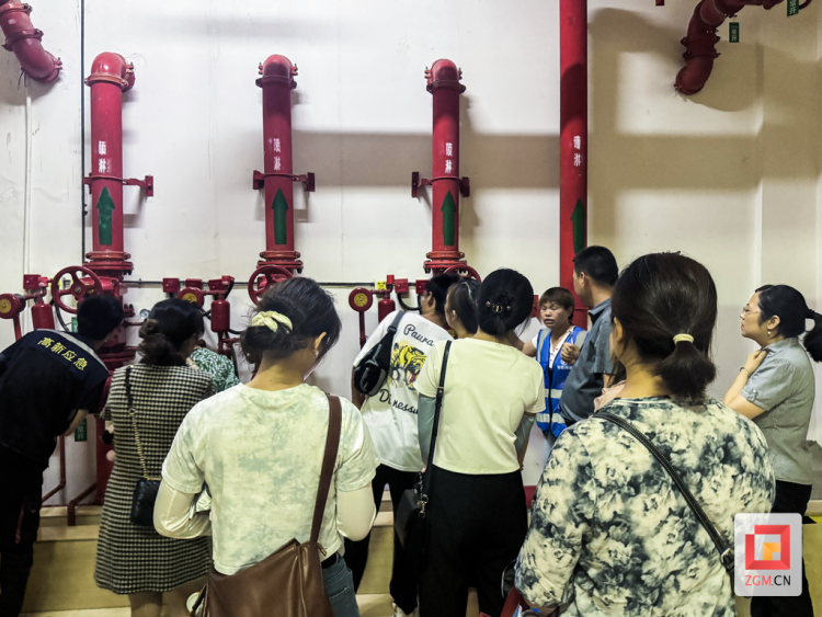 教学与实操结合，自贡高新区红旗街道开展培训提升基层消防安全能力