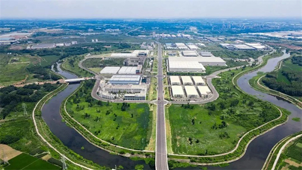 政企双向奔赴创纪录 成都邛崃新能源项目跑出“加速度”_fororder_产业园区-供图-邛崃市委宣传部