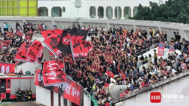 解锁主场限定版“重装火力”！川超德阳6:0赢下阿坝