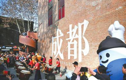 民乐持续“升温” 看年轻人如何玩转“民乐＋”