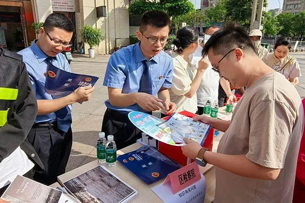 宜宾南溪区开展2025年世界环境日宣传活动_fororder_活动现场-供图-南溪区融媒体中心