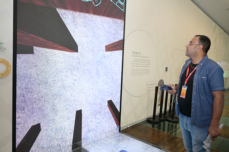 “神秘、非凡、沉浸” 国际主播网红点赞金沙遗址博物馆_fororder_图片 4