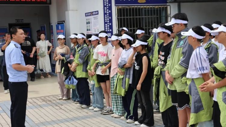 全民禁毒，守护家园！遂宁市公安机关组织开展形式多样的禁毒宣传活动
