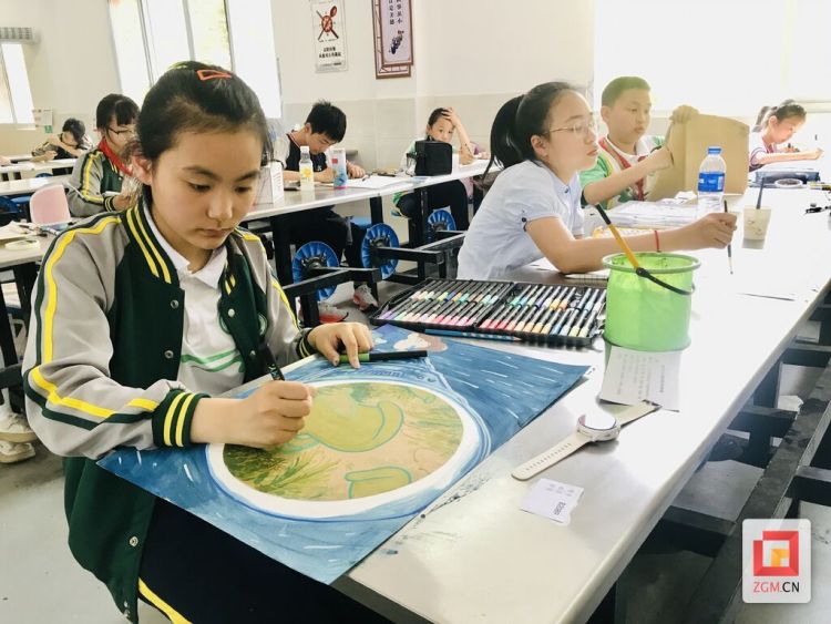 翰墨丹青绘未来 自贡高新区举行中小学生现场书画比赛