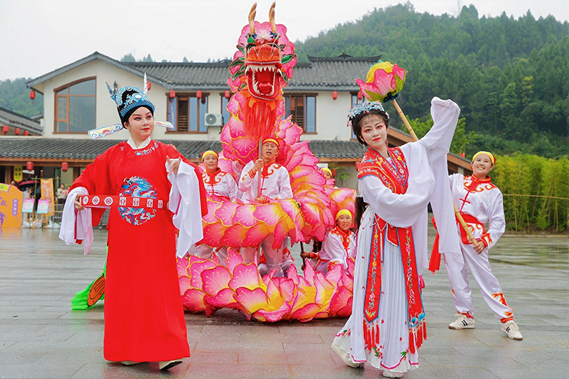德阳中江：非遗与乡村旅游体验周在挂面村启幕_fororder_非遗展演