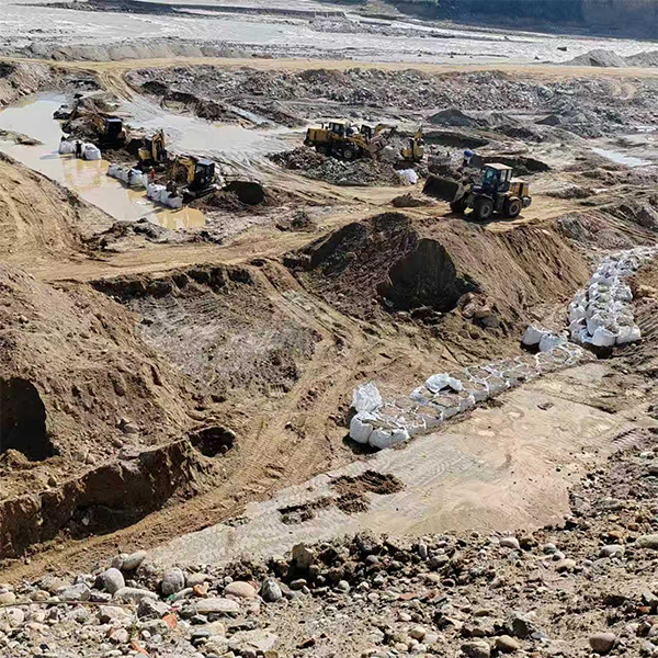 严峻形势下 什邡又实现防汛减灾“三零”目标_fororder_未标题-1