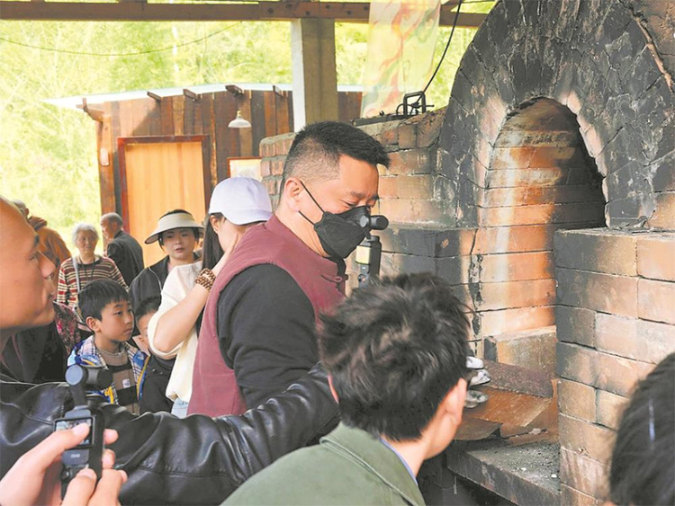 成都：千年金城窑开窑 复建后首窑作品出炉_fororder_未标题-1